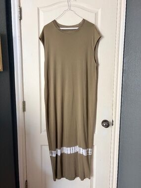 Raquel Allegra Green Sleeveless Column Maxi Dress, Size 3 (Large)